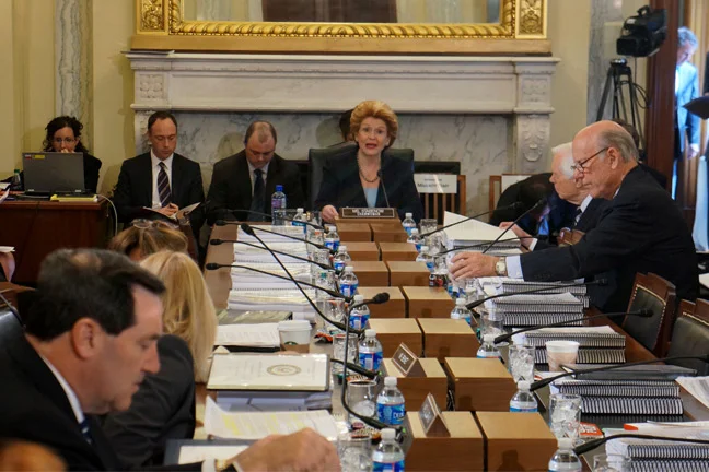 Senate Agriculture Committee Advances Crypto Bill Along Party Lines, Signaling Fragmented Regulatory Path